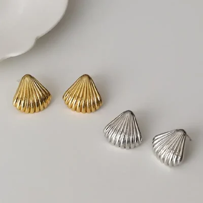 Shell Stud sırğalar