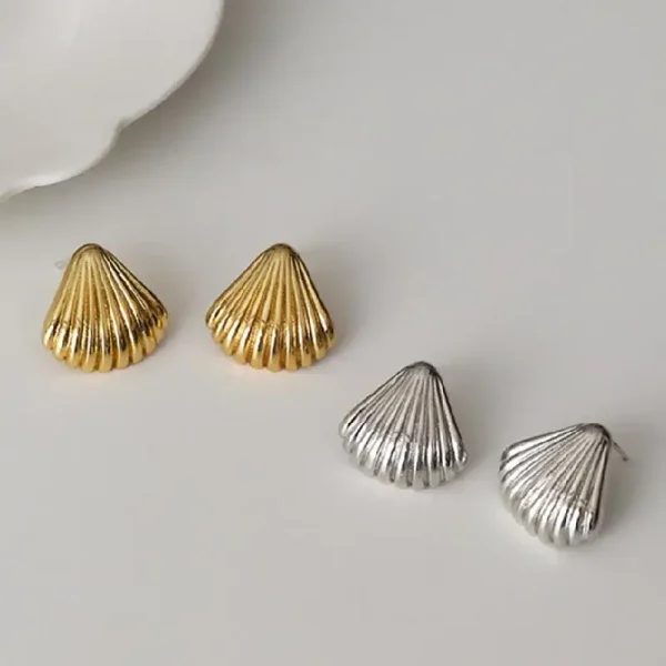 Shell Stud sırğalar